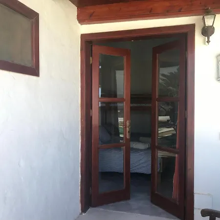 Oasis Surf House Finca Soo