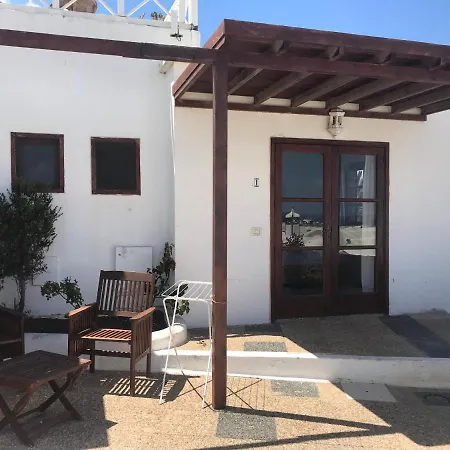 Oasis Surf House Finca Lägenhet *